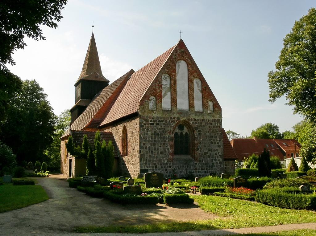Dorfkirche Blankenhagen