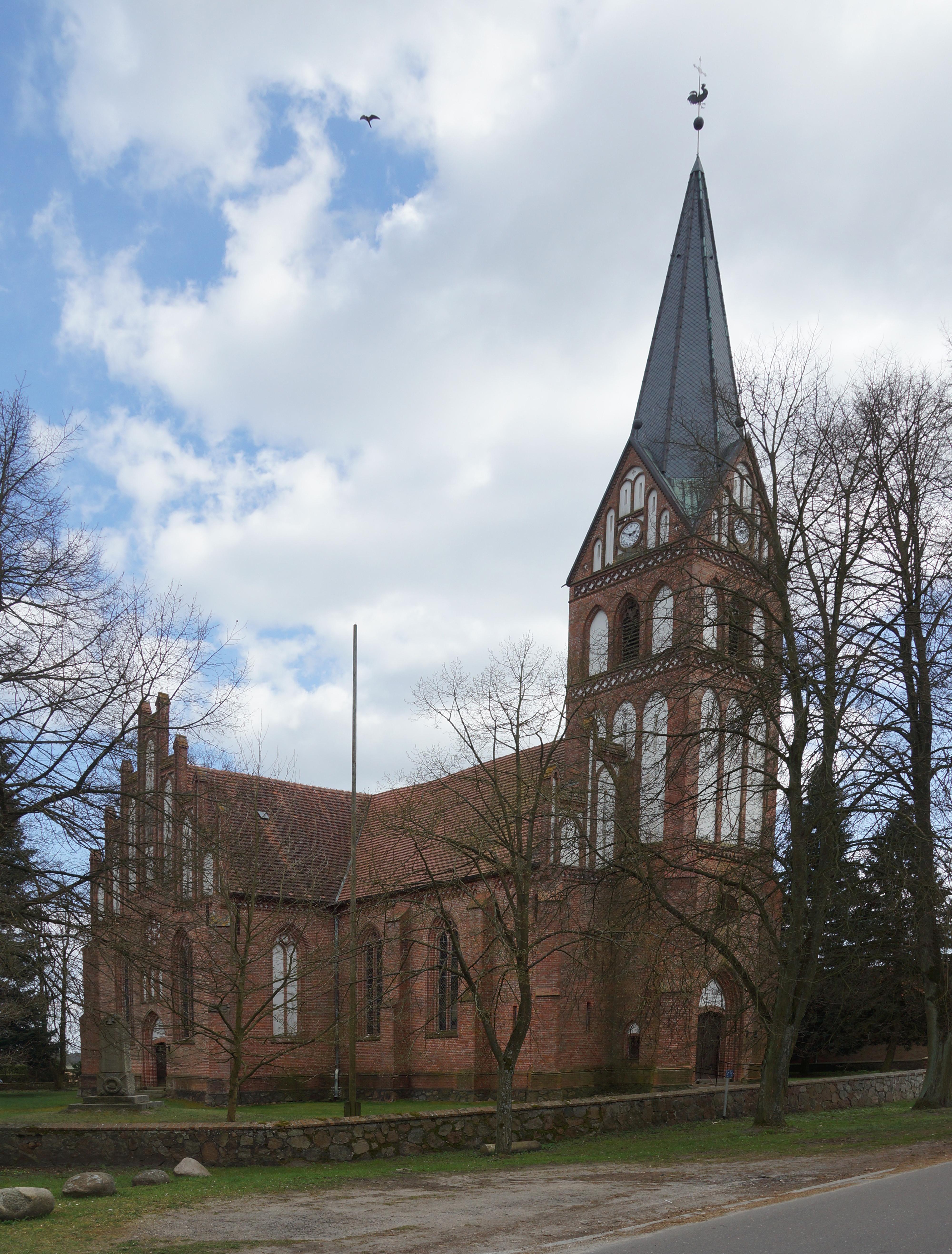 Kirche Leussow