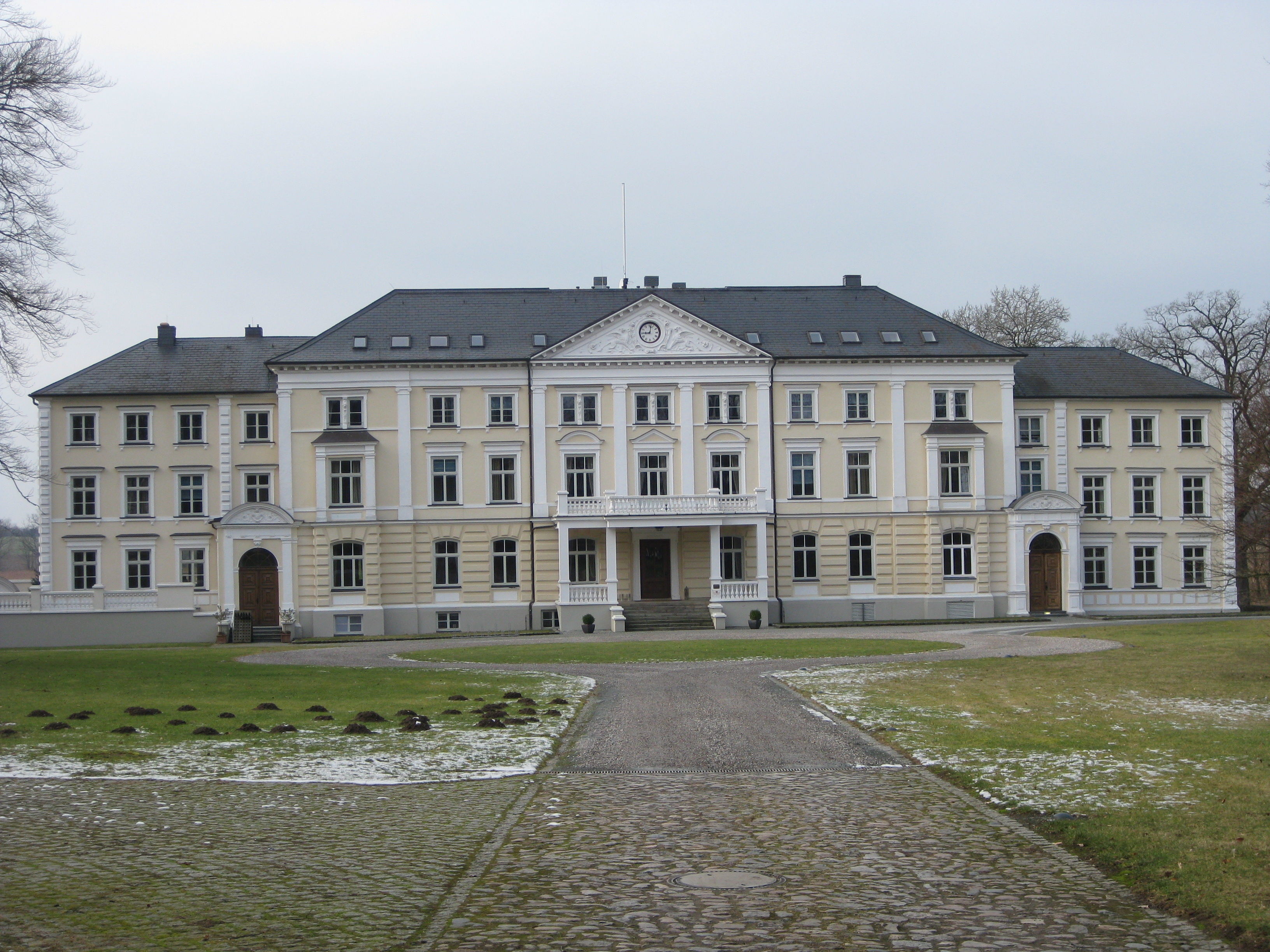 Schloss Lütgenhof