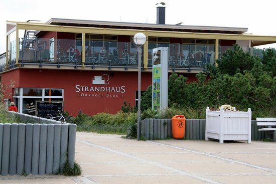 Strandhaus Orange Blue